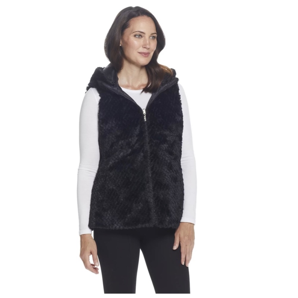 Gallery faux-fur reversible vest